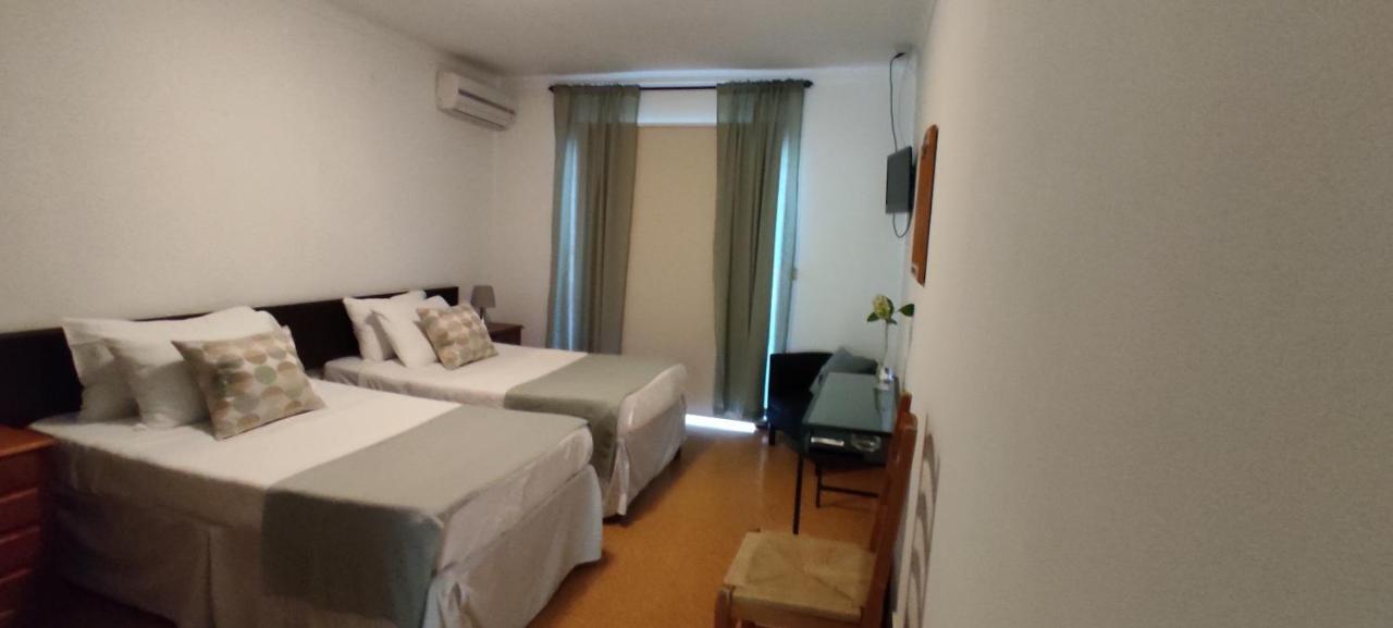 Hotel Residencial Do Rita Em Rio Caldo à Gerês Extérieur photo