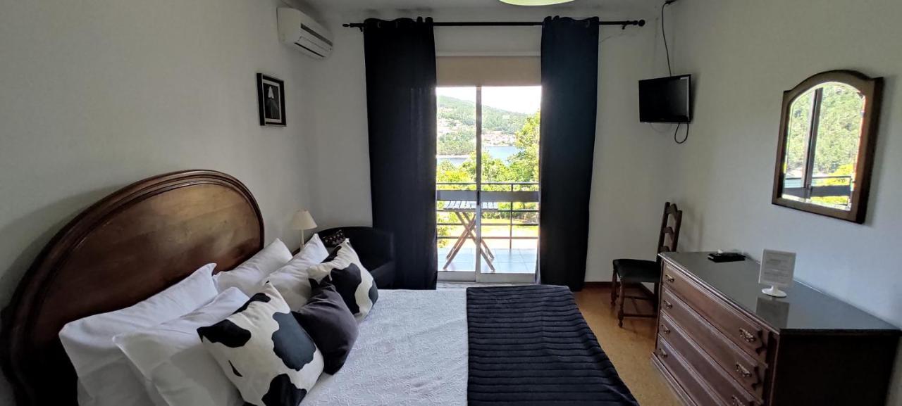 Hotel Residencial Do Rita Em Rio Caldo à Gerês Extérieur photo