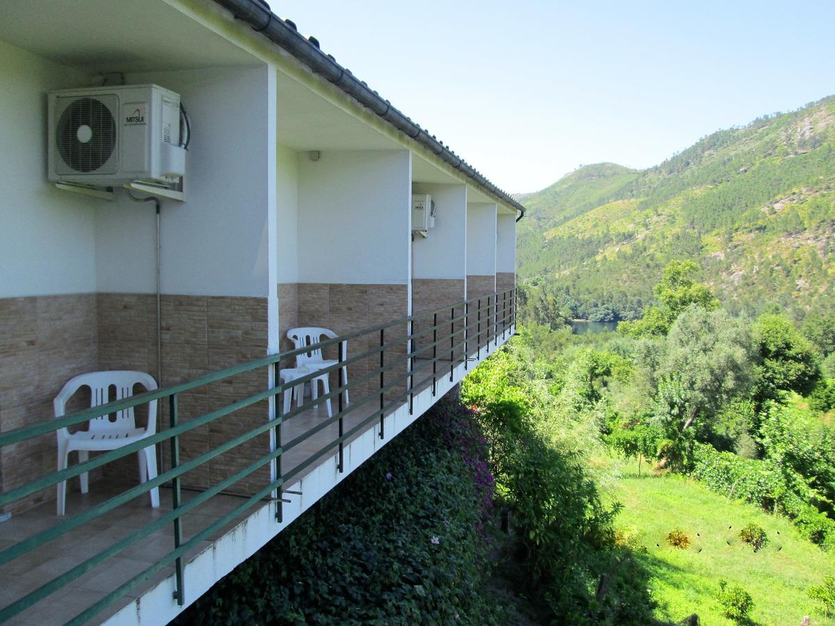 Hotel Residencial Do Rita Em Rio Caldo à Gerês Extérieur photo