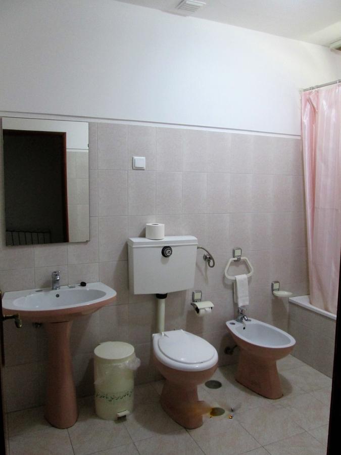 Hotel Residencial Do Rita Em Rio Caldo à Gerês Extérieur photo