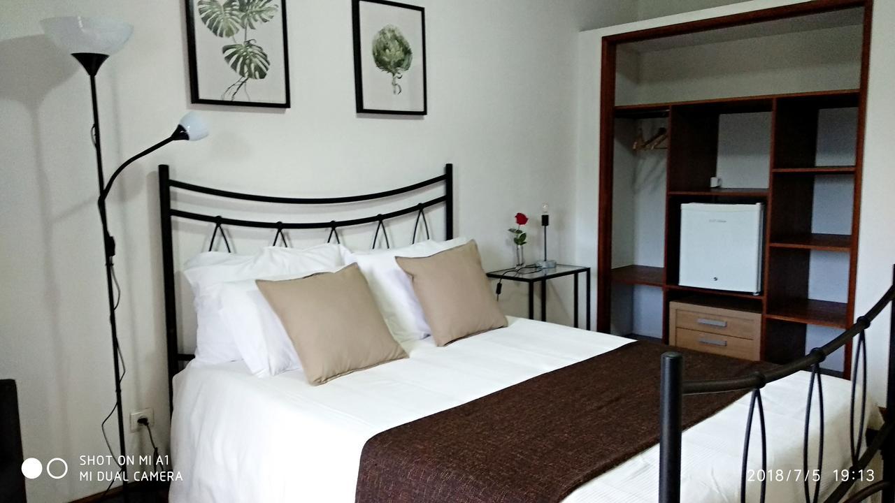 Hotel Residencial Do Rita Em Rio Caldo à Gerês Extérieur photo